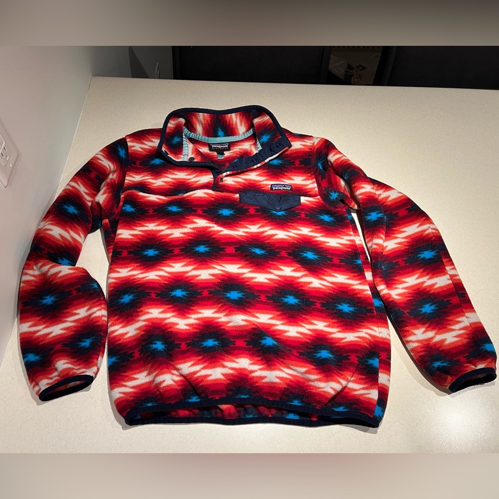 Patagonia Synchilla Snap-T Pullover in Wild Desert Red, Size women’s Large